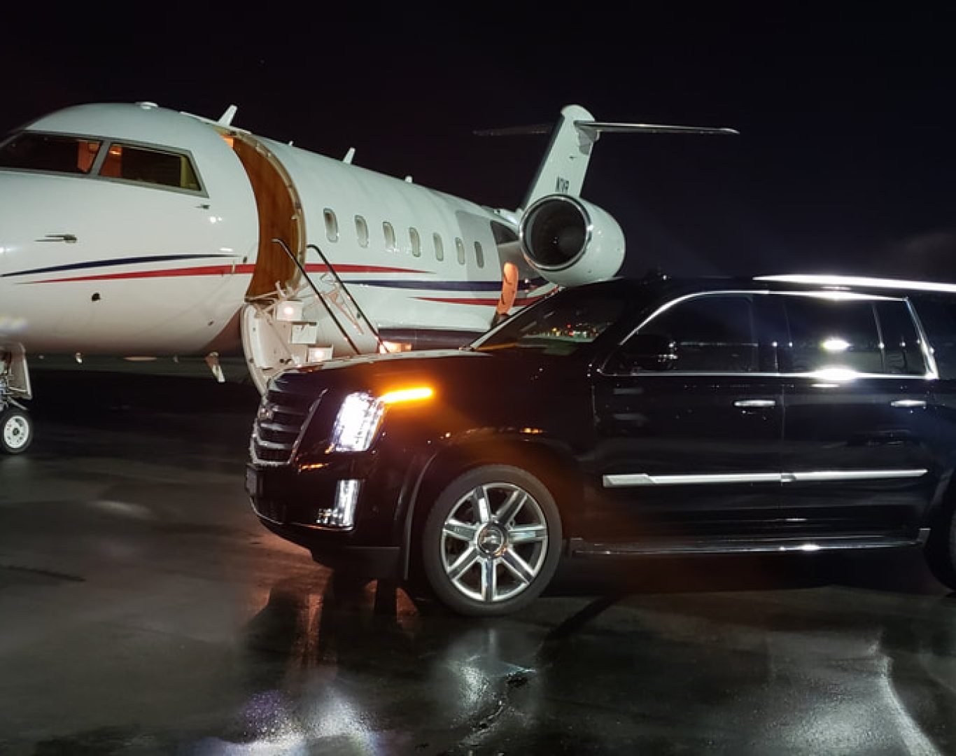 store_01J7KX37EKF0B6J3C57H7E4K3P_assets_1726171609885-denver taxi suv 5